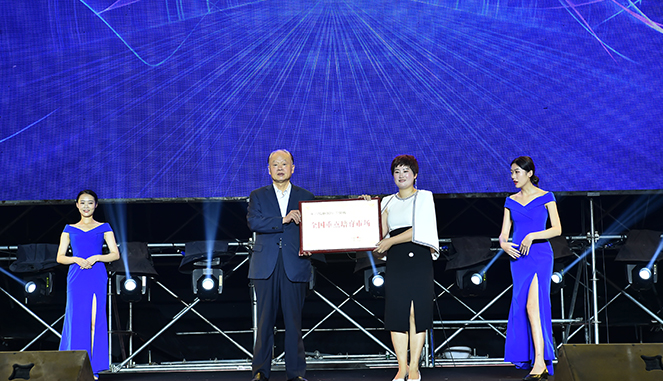 http://mmbiz.qpic.cn/mmbiz_jpg/IzPibalDzLS9QZdfG5lFhicFGBKBibibVxQjhiapheq6kX57J3GXWBX0TwjeO6q1ICMJ0opgibsxlMuukOic2JFzSrQhQ/0