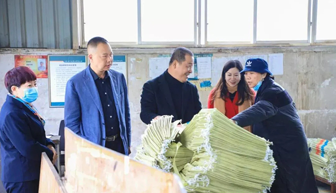 http://mmbiz.qpic.cn/mmbiz_jpg/IzPibalDzLSibgn5QPPPLgng6XB0c7UugUtK8dUpGw6Key4IkhlYqvm5Xyd6Hlag5CGajGFhBOy18WEwibUubB0qg/0